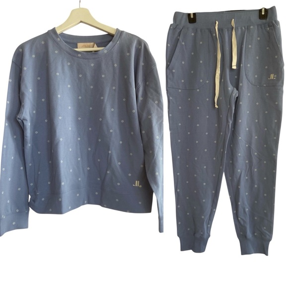 Lattelove floral jogger sweater matching Lounge set Size...